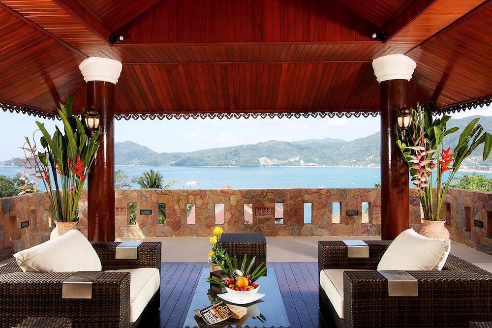 Reuan Thai Villa Patong Exterior foto