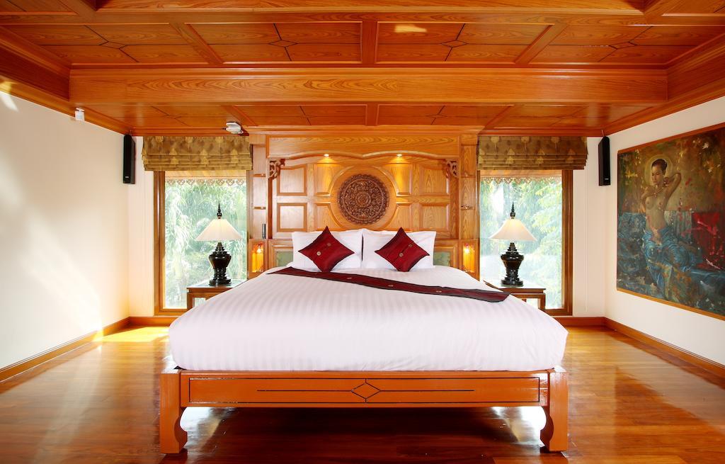 Reuan Thai Villa Patong Habitación foto