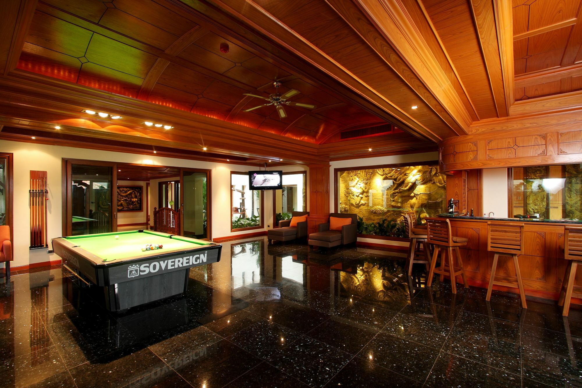 Reuan Thai Villa Patong Exterior foto